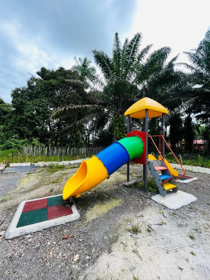 Homestay/Bilik Teluk Gading Kuala Rompin Exterior foto
